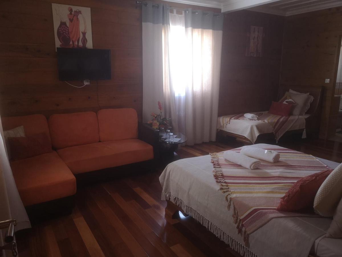 Le Papangue Bed & Breakfast Salazie Bagian luar foto